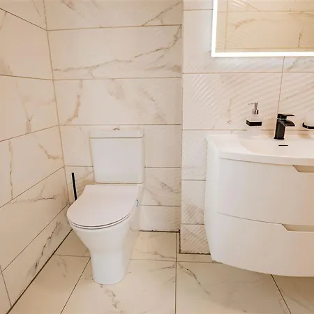 Cassa Daniela Propose Un A Apartment Silvaplana